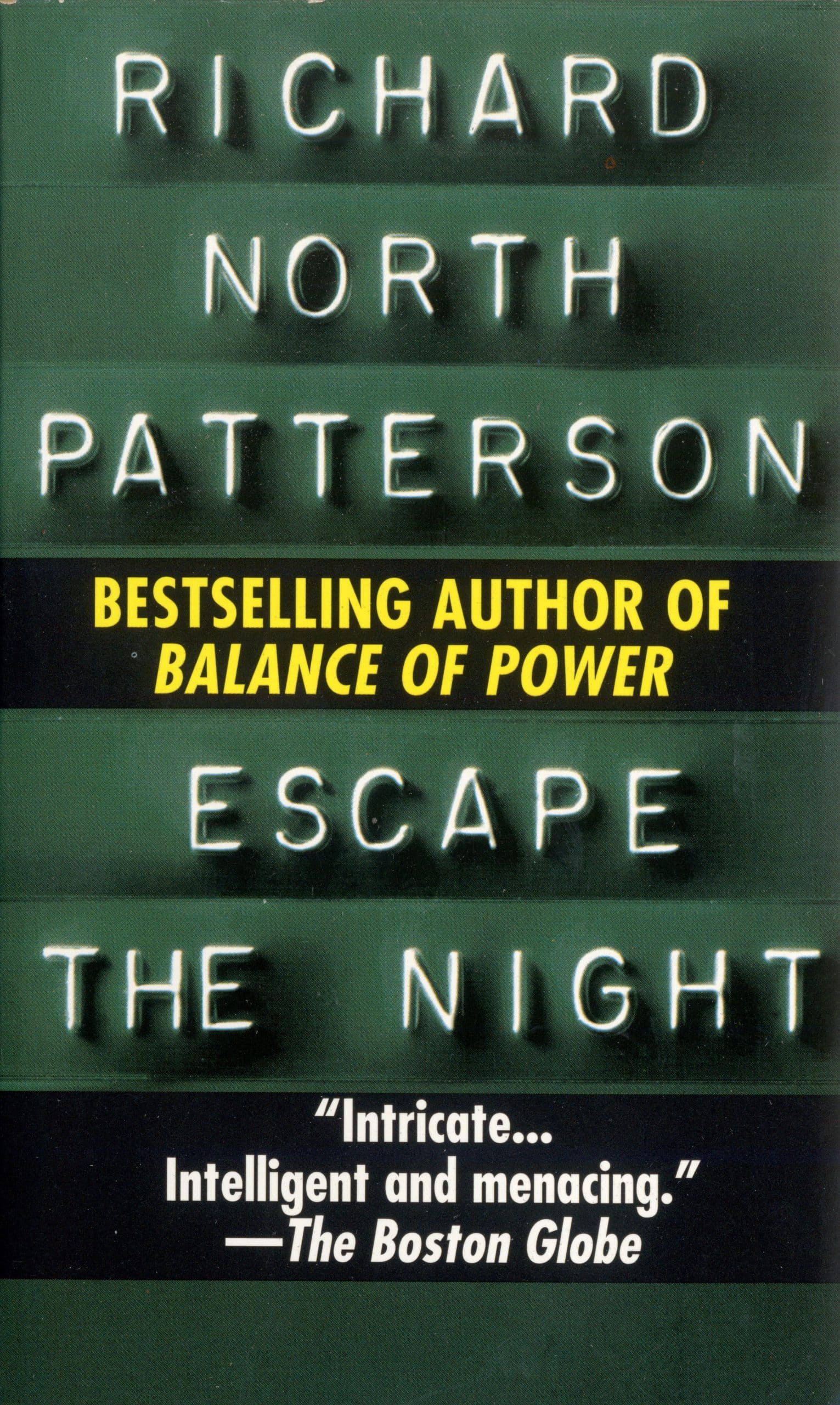 9780345334015 Escape the Night: A Novel