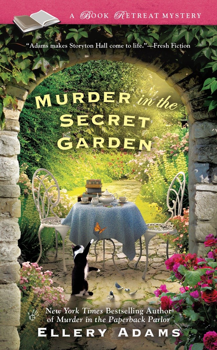 9780425265611 Murder in the Secret Garden