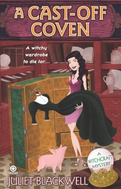 A Witchcraft Mystery: A Cast-Off Coven