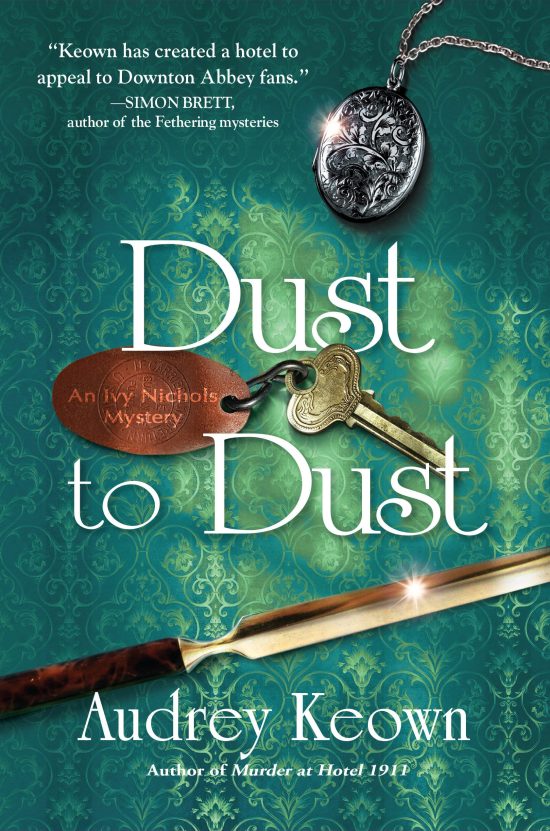 An Ivy Nichols Mystery: Dust to Dust