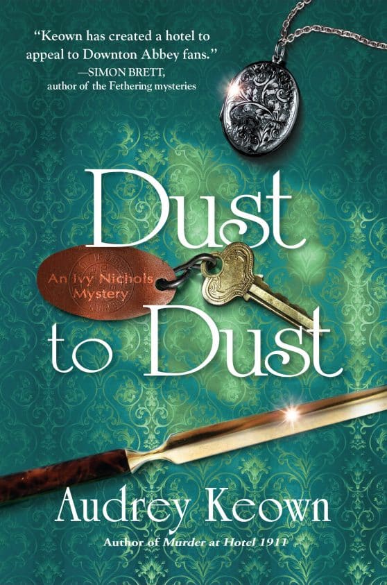 An Ivy Nichols Mystery: Dust to Dust