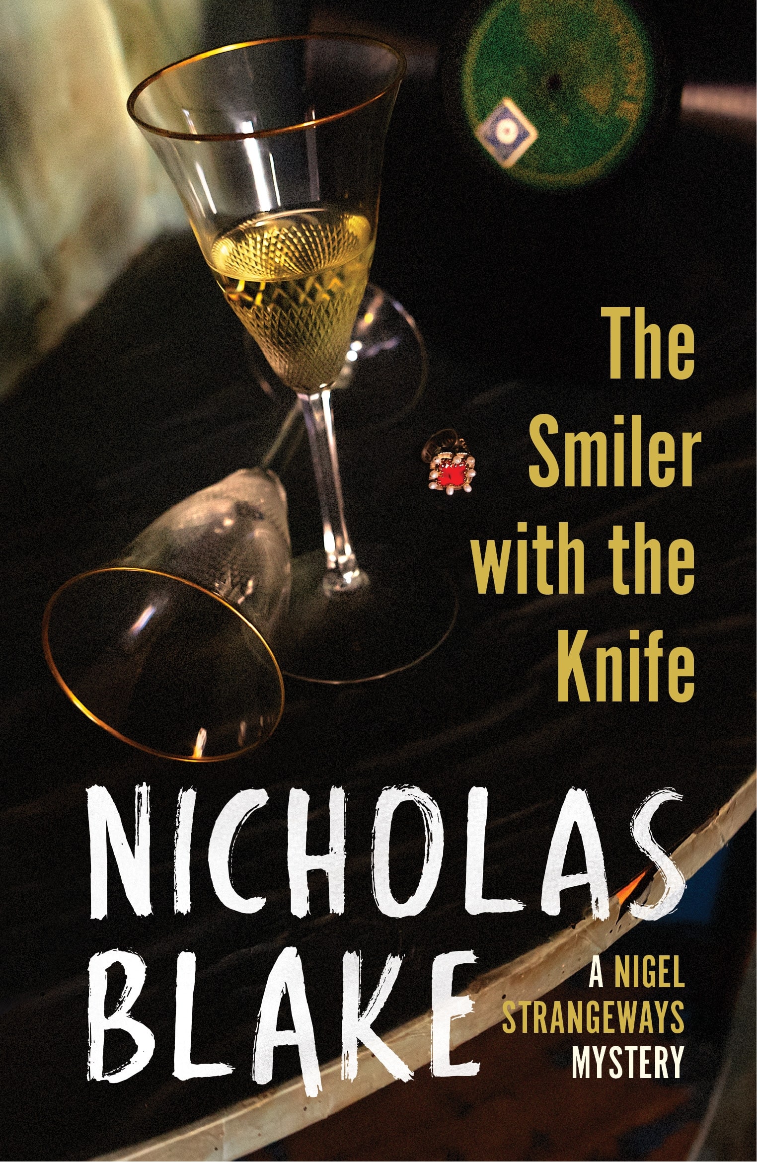 9780099565635 The Smiler With The Knife