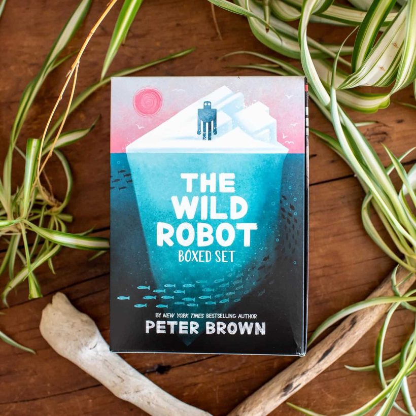 9780316566742-4 The Wild Robot Boxed Set: The Wild Robot / the Wild Robot Escapes / the Wild Robot Protects