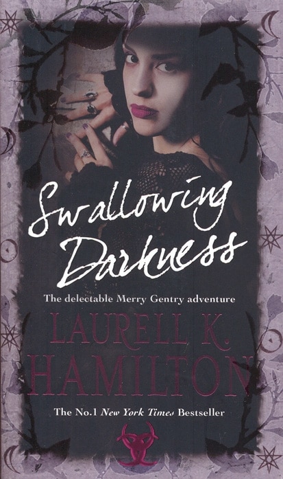 Swallowing Darkness: Urban Fantasy (Merry Gentry 7)